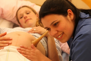 Risiko-Schwangere erhalten im SJK eine umfassende Geburtsvorbereitung.